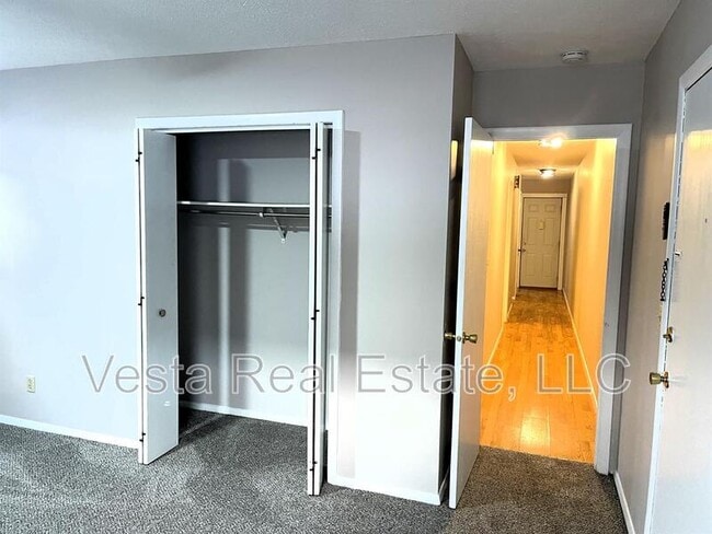 Building Photo - 1007 Sheryl Ln