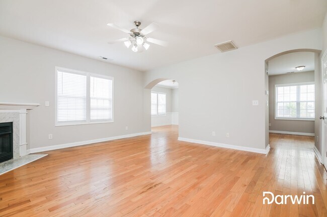 Building Photo - 6009 Brambleberry Way