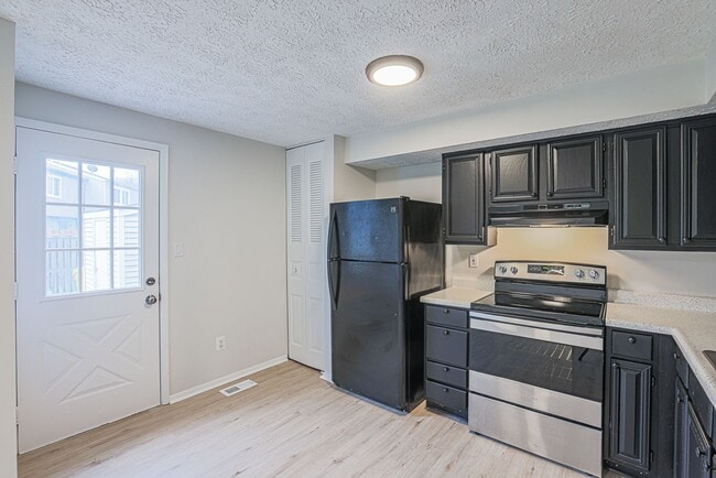 Building Photo - 426 Mystic View Turn