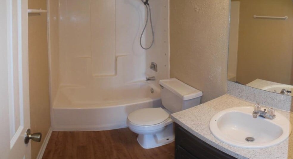 Building Photo - 1103 Covey Ln