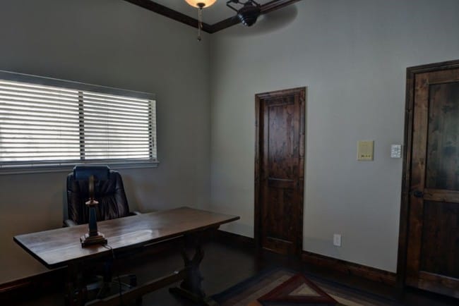 Building Photo - 2629 Calle Del Roble