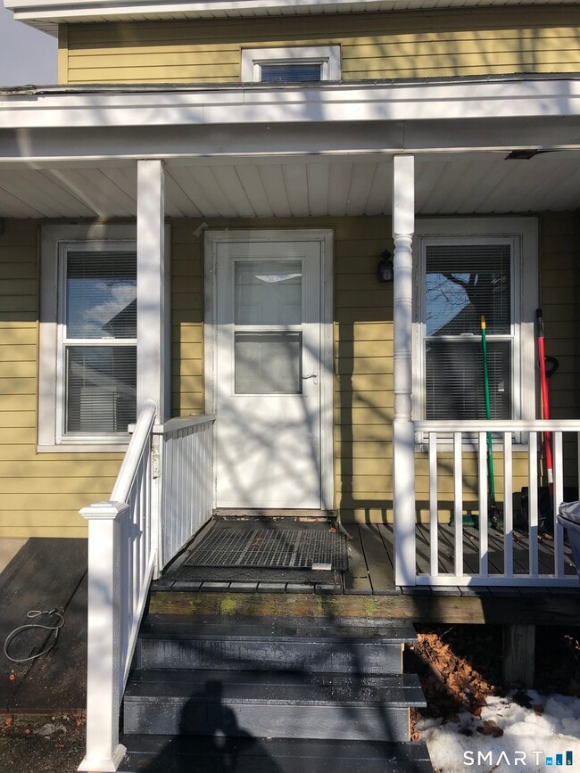 Building Photo - 23 Taylor St