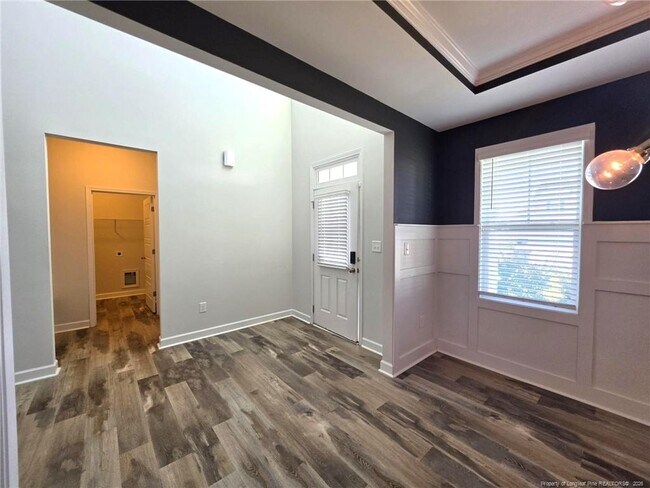 Building Photo - 644 Amusement Dr