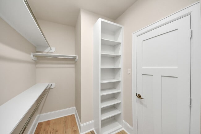 Building Photo - 6320 Milwee St