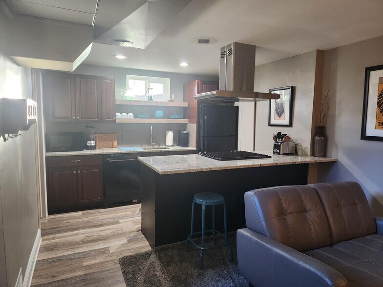 Kitchen - 1761 E 105th Pl