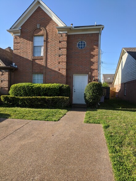 Building Photo - 7746 Shadowland Dr