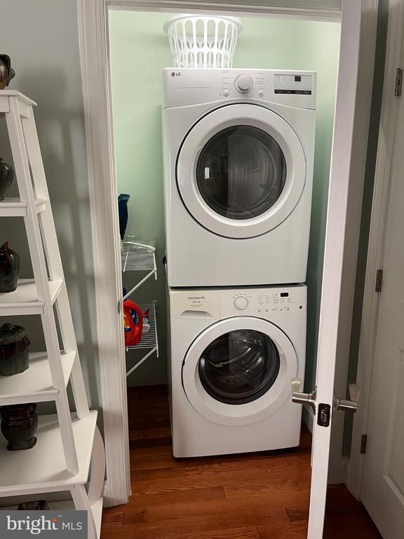 Building Photo - 23930 Brickhouse Farm Ln