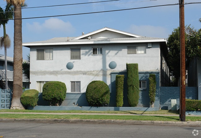 Building Photo - Palmyra Apartments