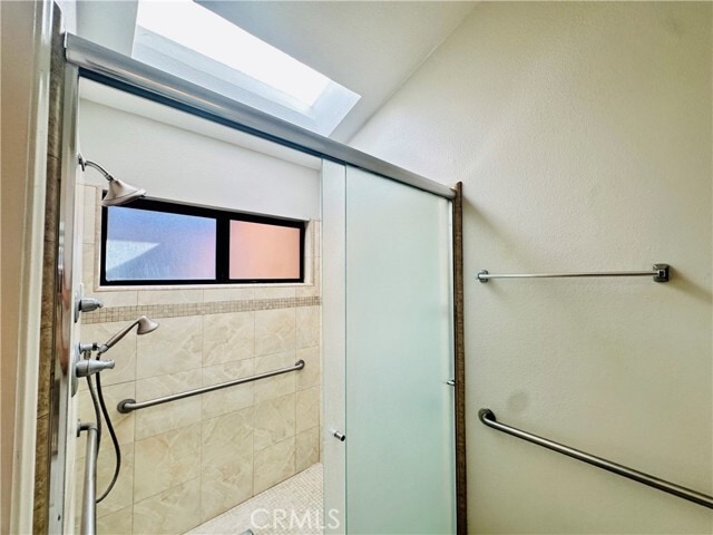 Building Photo - 1937 Lockhaven Way