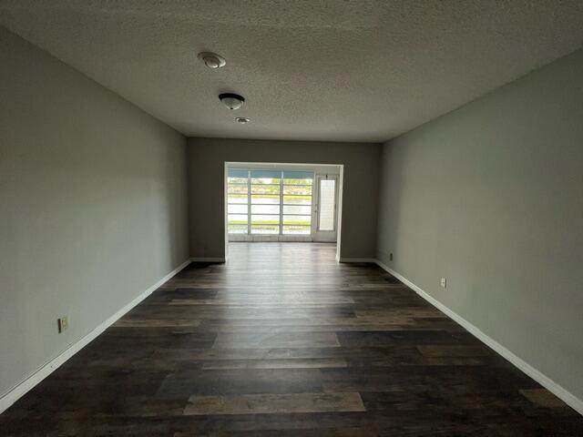 Building Photo - 8793 Warwick Dr