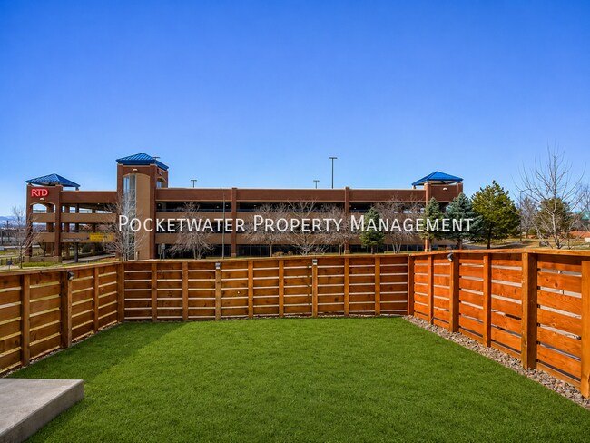Building Photo - 8875 Yates Dr
