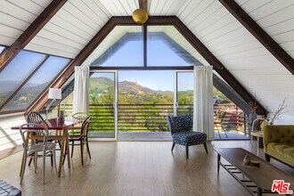 Building Photo - 7149 Woodrow Wilson Dr