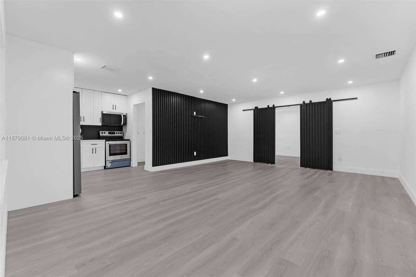 Building Photo - 2101 NW 189th Ter