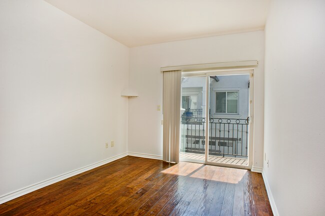 Building Photo - 2339 Chiquita Ln