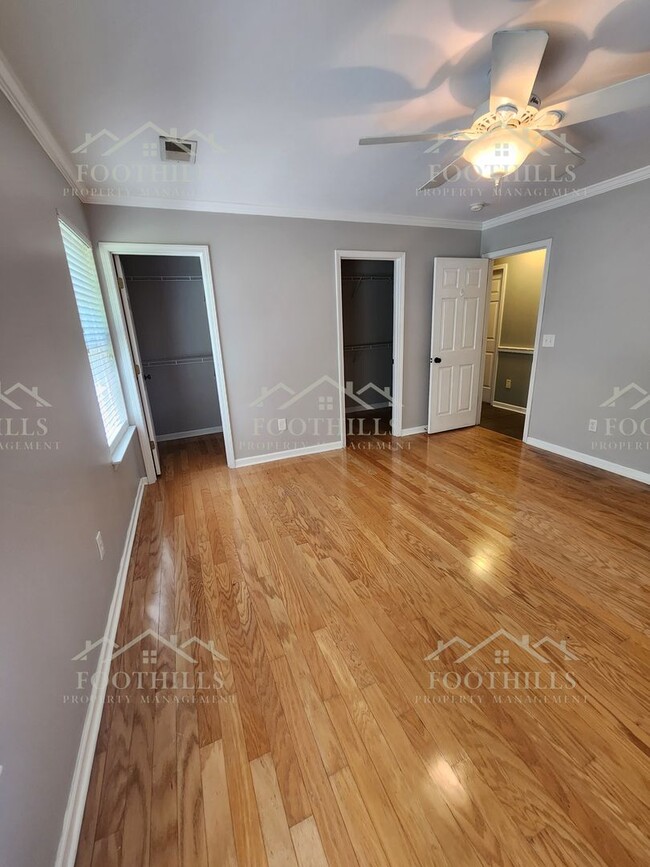 Building Photo - Beautiful 3-Bedroom Brick Home with Sunroo...