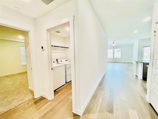 Building Photo - 3807 Bartlett Spgs Ct