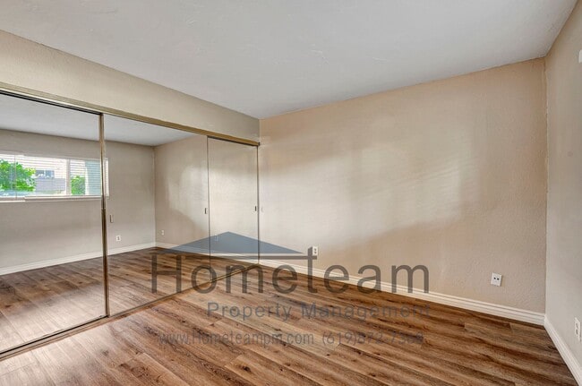 Building Photo - 2 BR/ 2 BA 894 SQFT CONDO IN MISSION VALLE...