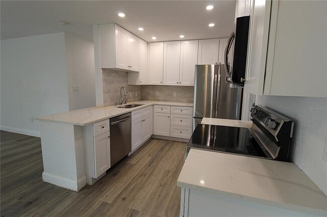 Building Photo - 2345 Floyd St