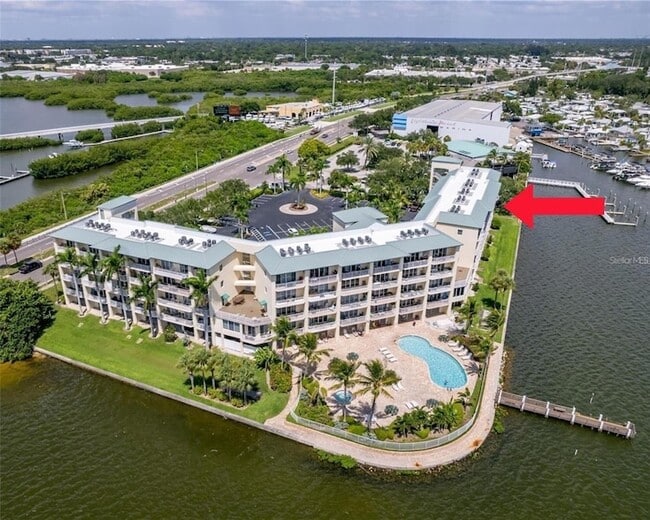 Building Photo - 8800 Bay Pines Blvd