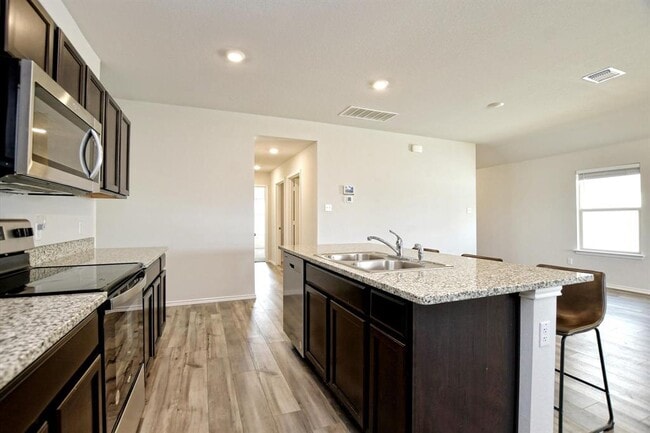 Building Photo - 508 Wyatt Wy