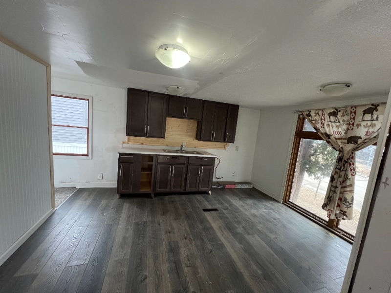 Building Photo - 2825 SE 14th St