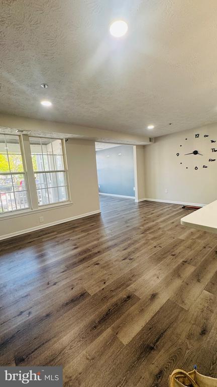 Building Photo - 601 Himes Ave