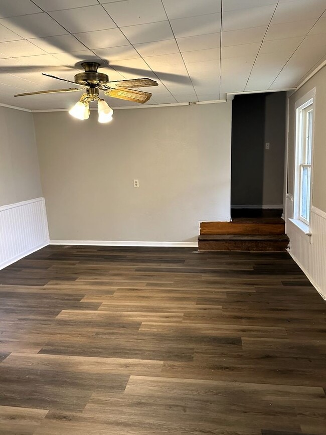 Building Photo - 3BR | 2BA | 1 Car Home in Whitewater