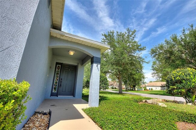 Building Photo - 2301 Paulette Dr
