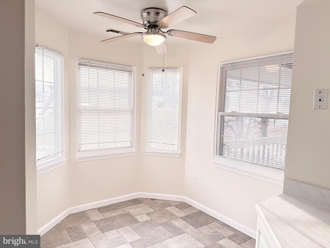 Building Photo - 37 Wickham Ct