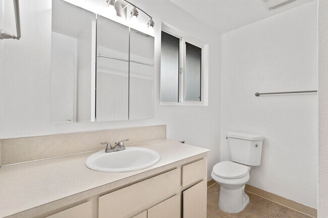 Building Photo - 367NW