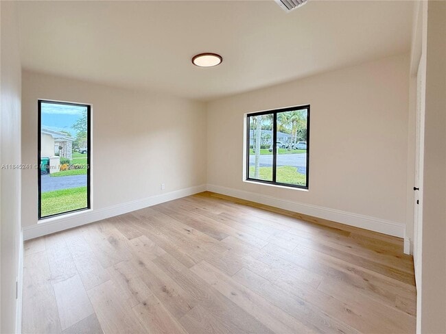 Building Photo - 8845 SW 176th Terrace