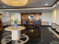 Building Photo - 143 Hoyt St