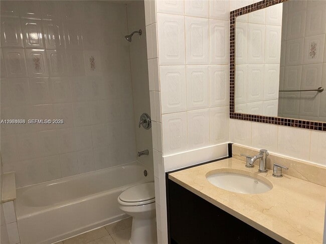 Building Photo - 543 SW 61st Terrace