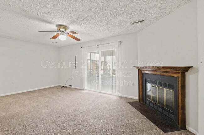 Building Photo - 6719 Sunset Woods Ct