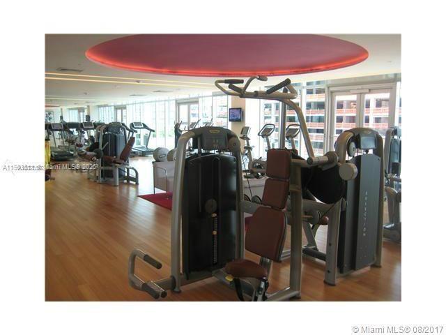 Building Photo - 500 Brickell Ave