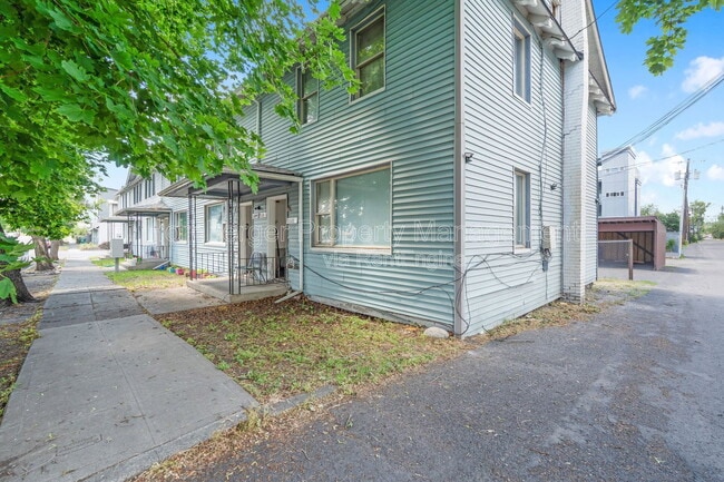 Building Photo - 1509 N Wall St
