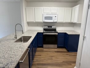 Building Photo - 1203 Maritime Ln