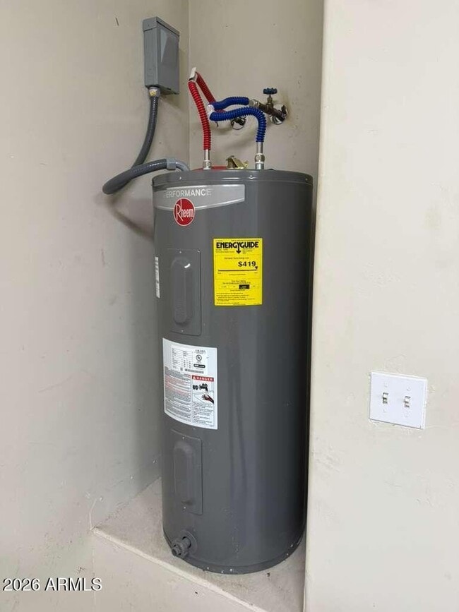 Building Photo - 2770 N Washington Ave