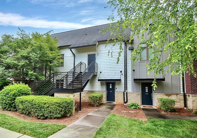 Building Photo - 752 Cotton Gin Alley