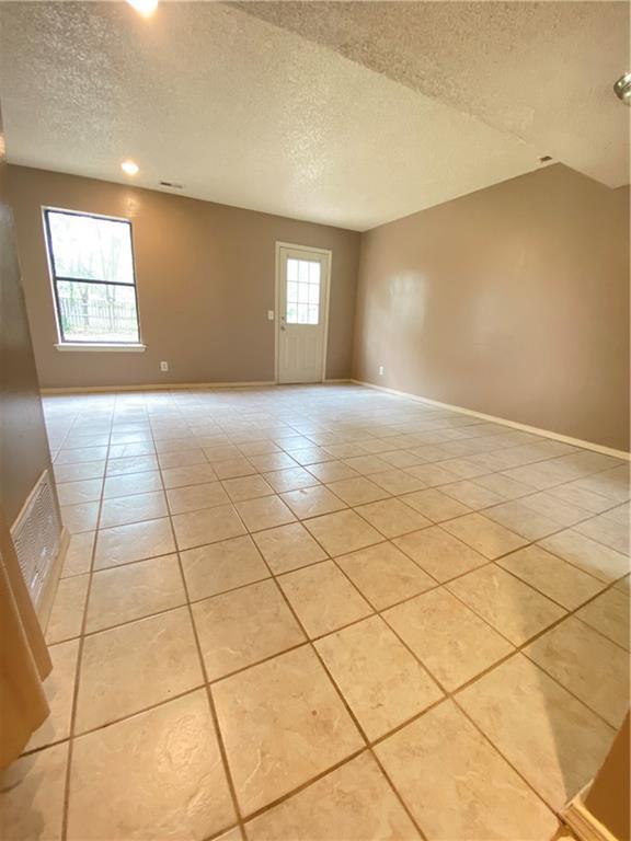 Building Photo - 1408 Christy Dr