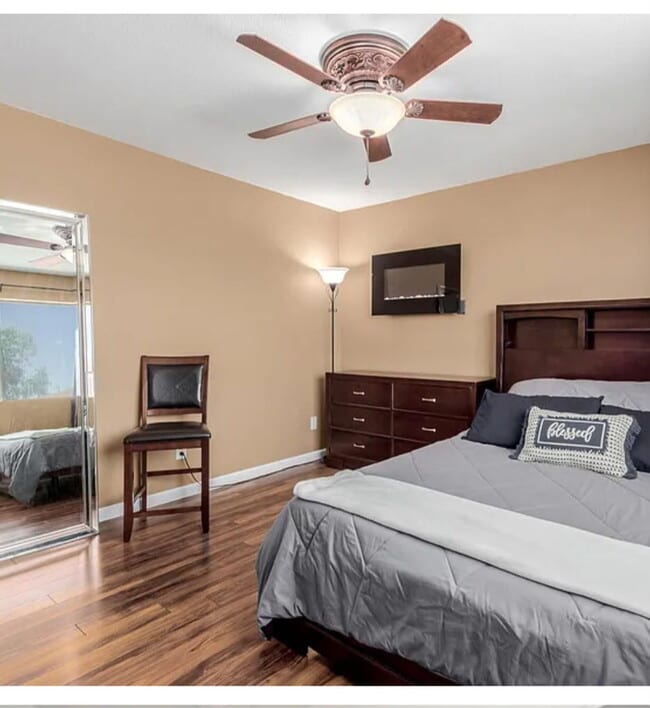 Building Photo - "Charming 2-Bedroom Oasis with 1 Bath in the Heart of Scottsdale!"