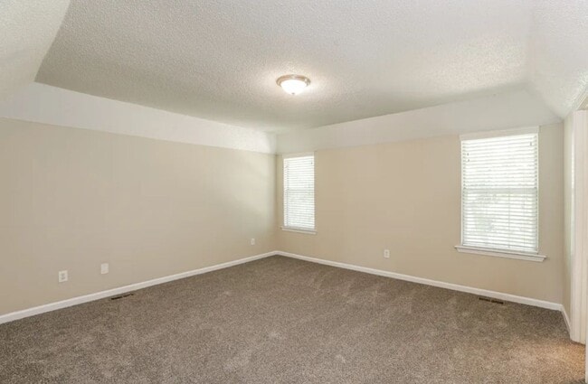 Building Photo - 4216 Sturbridge Dr