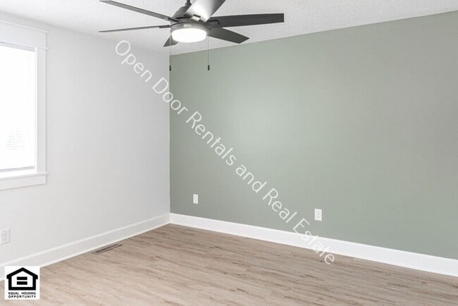 Building Photo - 15018 Tally Ho Dr