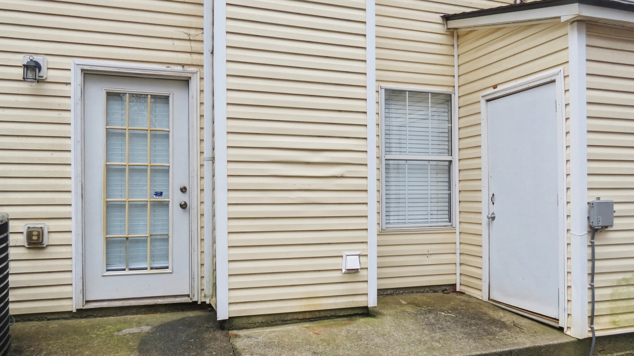 Building Photo - 21 Timber Ridge Dr