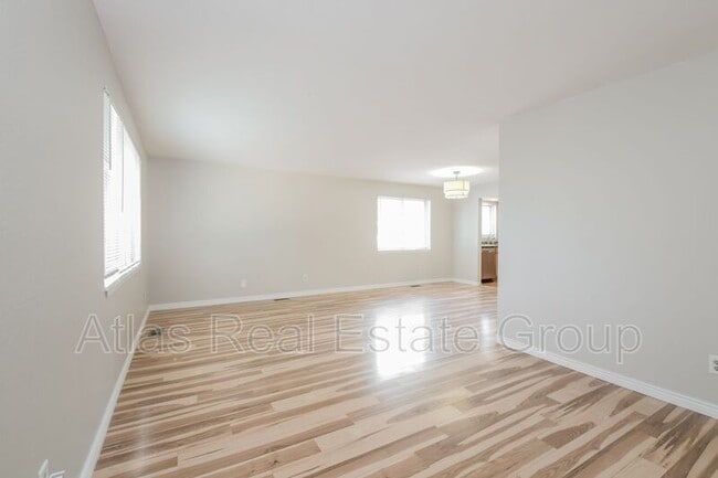 Building Photo - 16571 E Asbury Pl