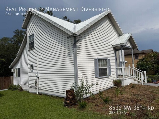Building Photo - 8532 NW 35 Rd