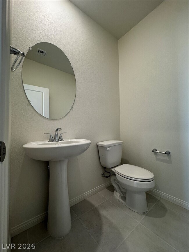 Building Photo - 9250 Innot Ave