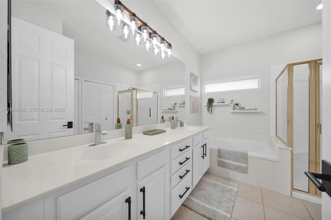 Building Photo - 8864 Ventura Way