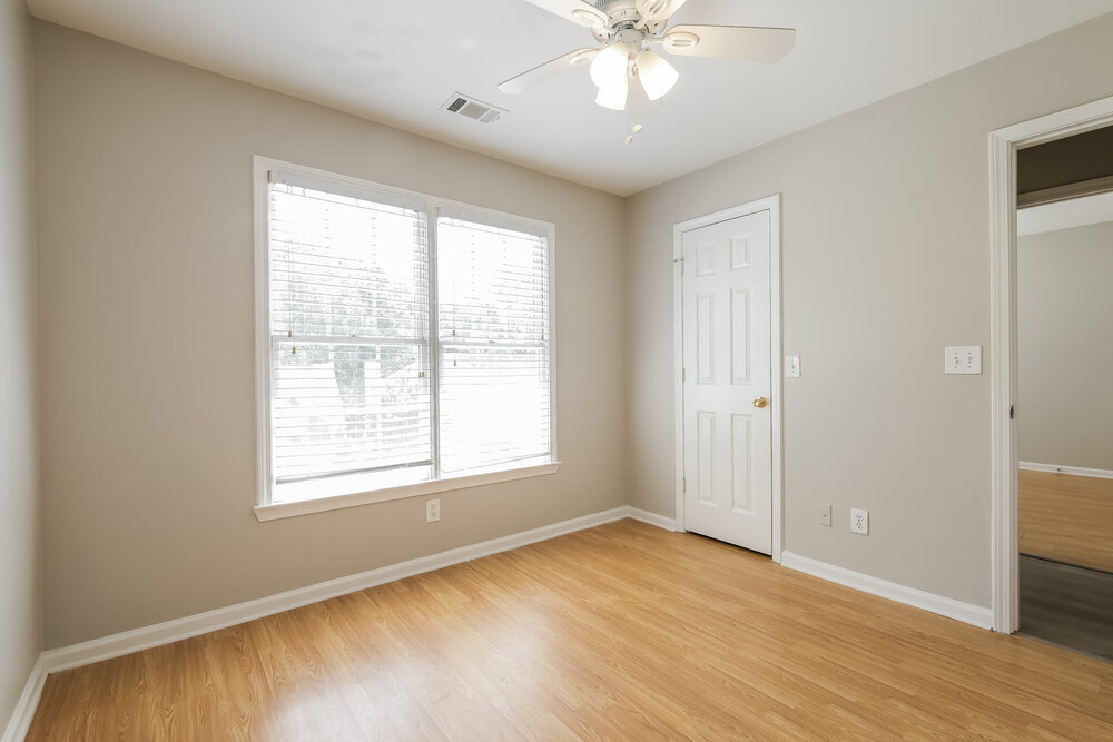 Building Photo - 605 Oxford Crest Ct NW