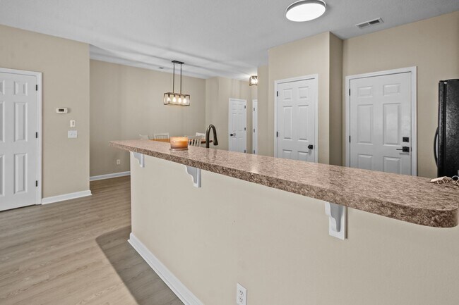 Building Photo - 45 Canyon Oak Loop